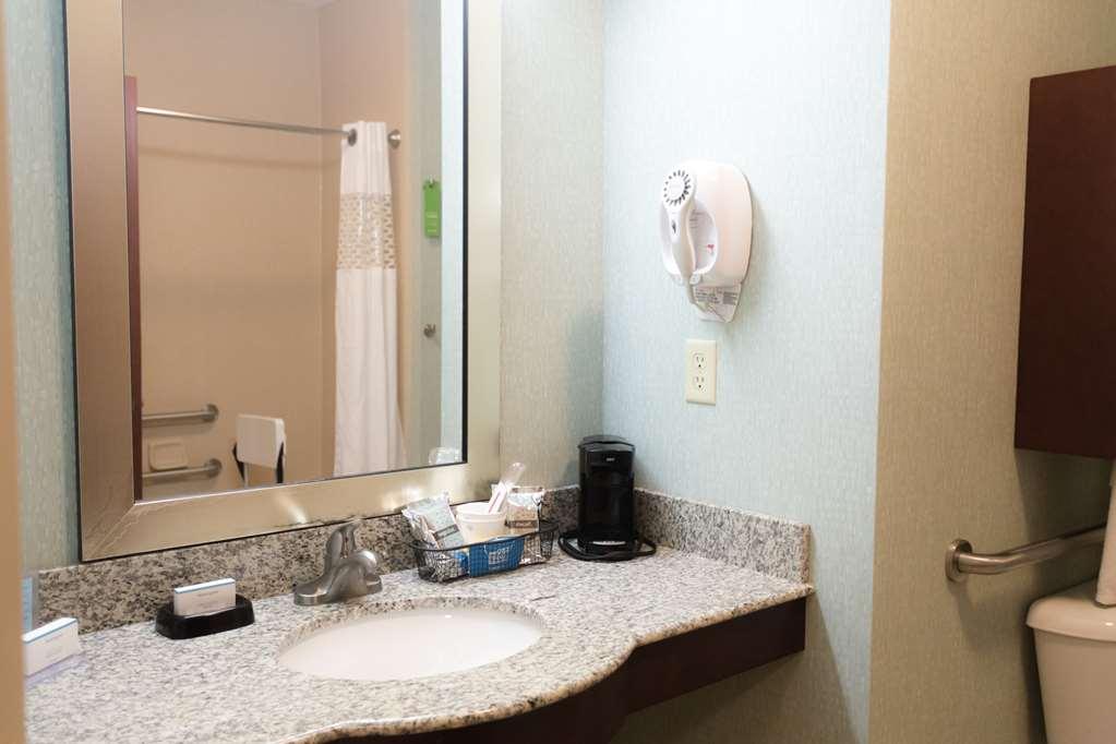 Hampton Inn & Suites Middlebury Pokój zdjęcie